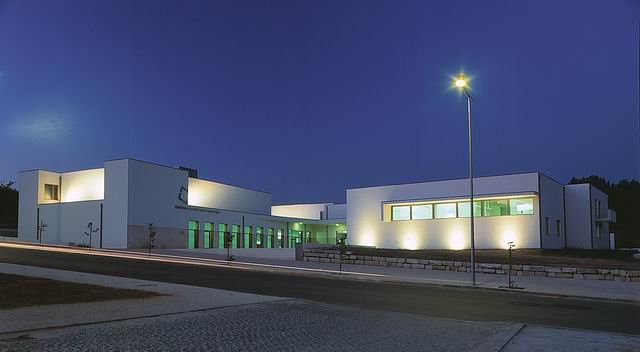 biblioteca_mun_feira.jpg
